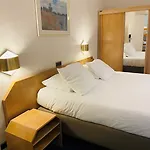 Prado Hotel 3*