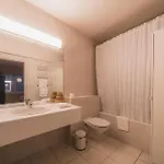 Prado 3*