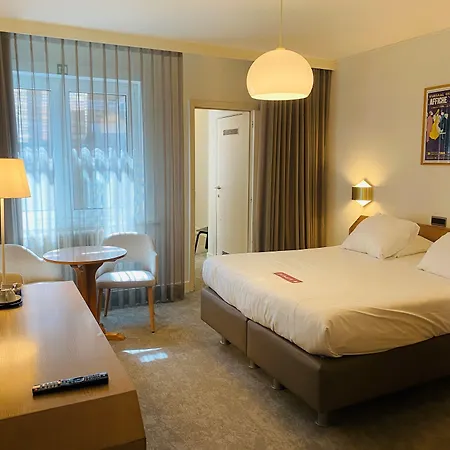 Prado Hotel 3*