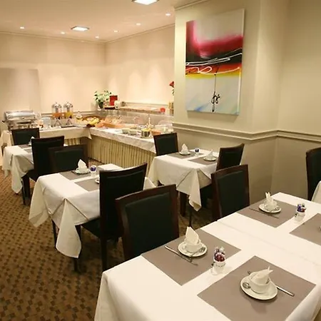 Prado 3* Ostende